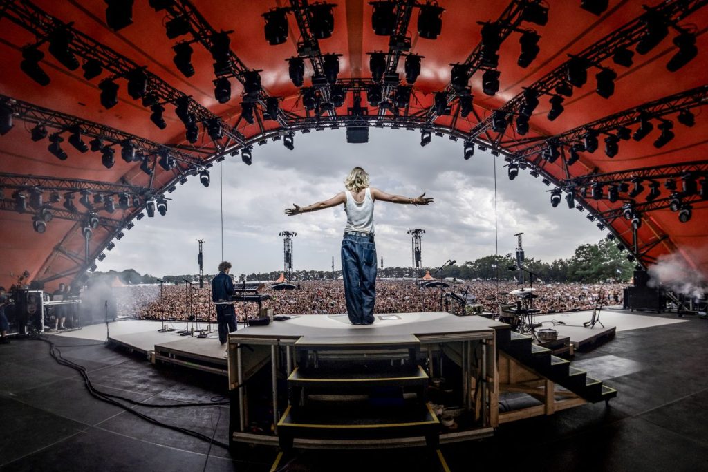 Annika at Roskilde 2025. Photo: Matthäi Leland